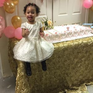 Meet your Posher, Elba